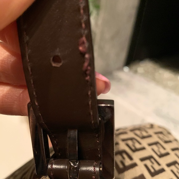 FENDI Zucca pattern Mamma baguette shoulder bag❤️ - Picture 10 of 16